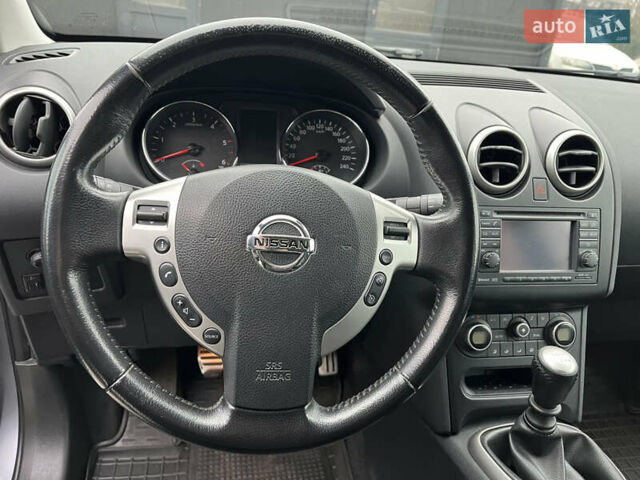 Серый Ниссан Кашкай, объемом двигателя 2 л и пробегом 186 тыс. км за 10999 $, фото 21 на Automoto.ua