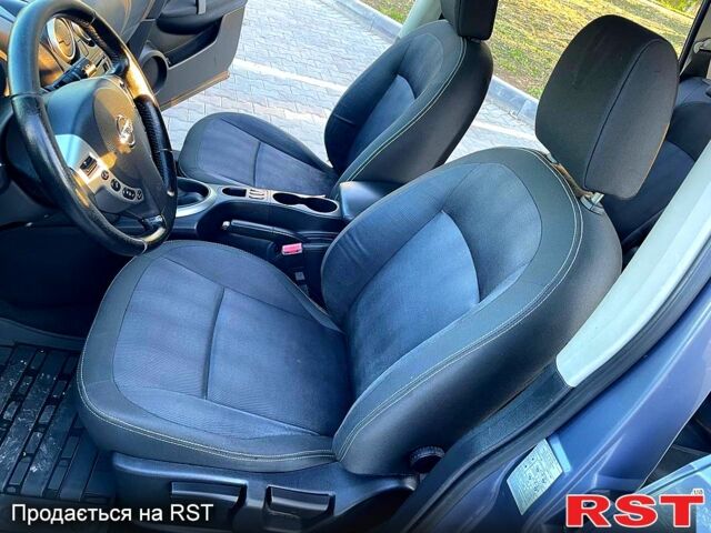 Серый Ниссан Кашкай, объемом двигателя 2 л и пробегом 315 тыс. км за 9650 $, фото 4 на Automoto.ua