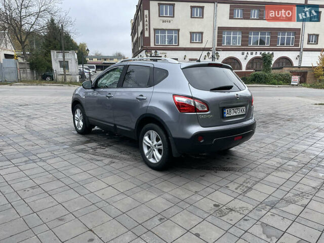 Серый Ниссан Кашкай, объемом двигателя 2 л и пробегом 170 тыс. км за 12000 $, фото 5 на Automoto.ua