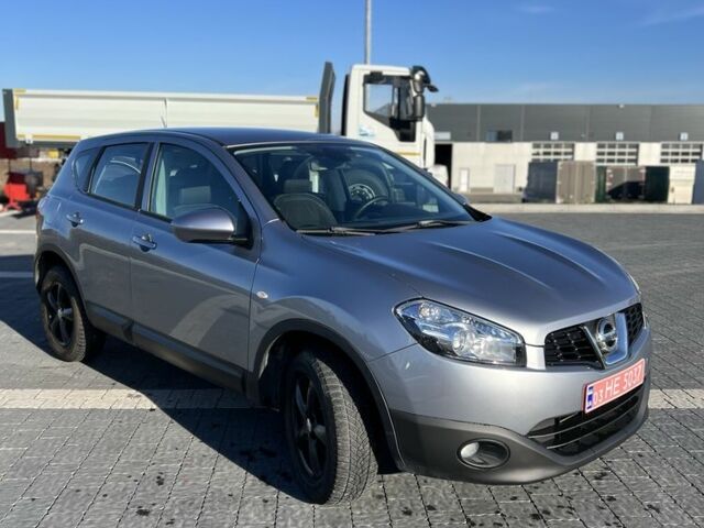 Серый Ниссан Кашкай, объемом двигателя 0 л и пробегом 196 тыс. км за 8700 $, фото 6 на Automoto.ua