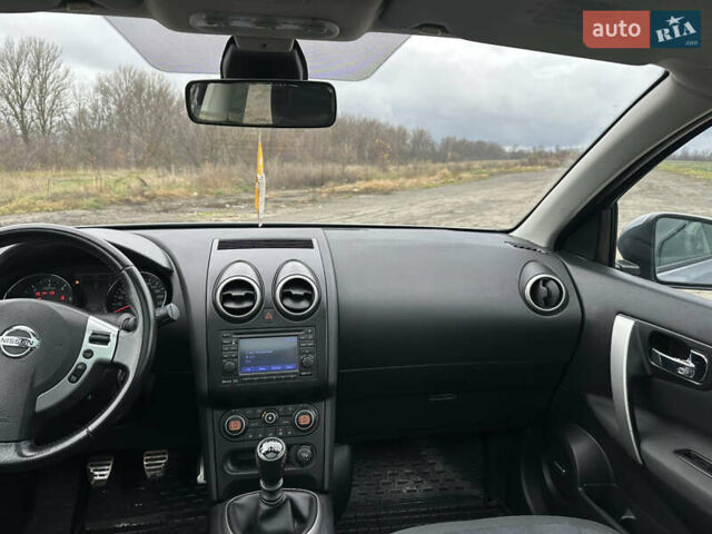 Серый Ниссан Кашкай, объемом двигателя 1.5 л и пробегом 260 тыс. км за 8950 $, фото 28 на Automoto.ua