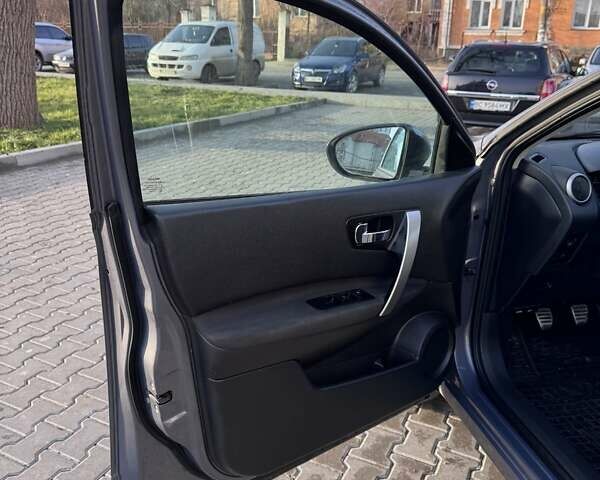 Серый Ниссан Кашкай, объемом двигателя 1.46 л и пробегом 235 тыс. км за 9000 $, фото 9 на Automoto.ua