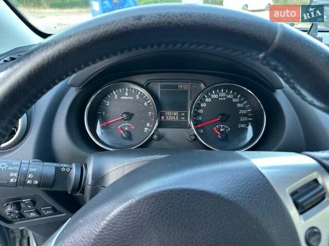 Сірий Ніссан Кашкай, об'ємом двигуна 2 л та пробігом 193 тис. км за 10500 $, фото 8 на Automoto.ua