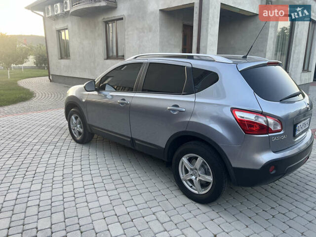 Серый Ниссан Кашкай, объемом двигателя 1.46 л и пробегом 215 тыс. км за 10699 $, фото 5 на Automoto.ua