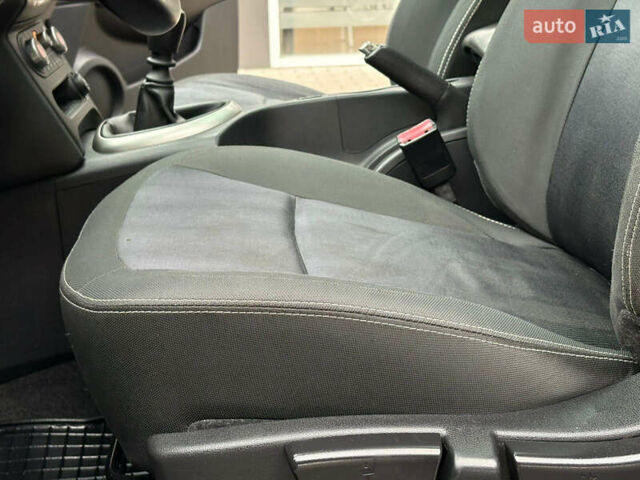 Сірий Ніссан Кашкай, об'ємом двигуна 1.5 л та пробігом 215 тис. км за 11599 $, фото 21 на Automoto.ua