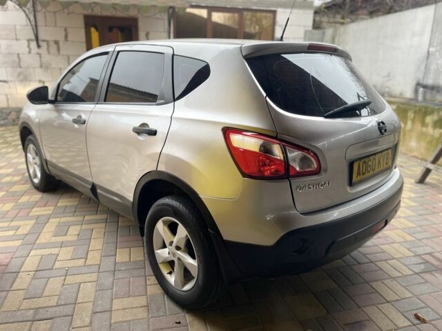 Серый Ниссан Кашкай, объемом двигателя 1.5 л и пробегом 160 тыс. км за 2999 $, фото 6 на Automoto.ua