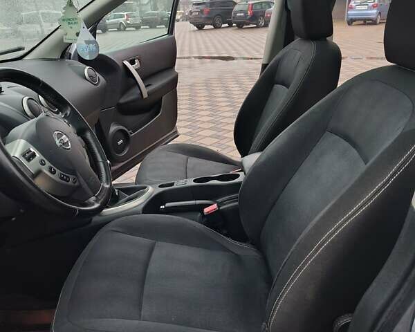 Серый Ниссан Кашкай, объемом двигателя 1.5 л и пробегом 217 тыс. км за 9500 $, фото 16 на Automoto.ua