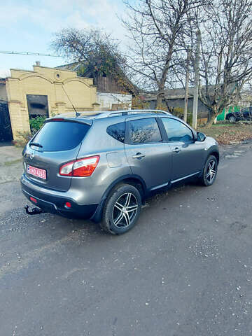 Серый Ниссан Кашкай, объемом двигателя 1.5 л и пробегом 216 тыс. км за 10600 $, фото 9 на Automoto.ua