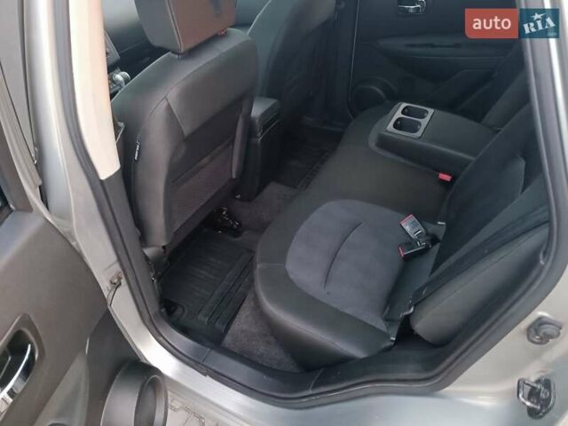 Сірий Ніссан Кашкай, об'ємом двигуна 2 л та пробігом 174 тис. км за 10900 $, фото 28 на Automoto.ua