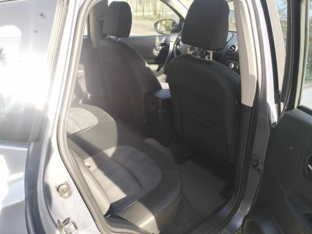 Серый Ниссан Кашкай, объемом двигателя 1.5 л и пробегом 232 тыс. км за 9100 $, фото 9 на Automoto.ua