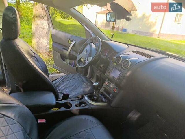 Серый Ниссан Кашкай, объемом двигателя 1.5 л и пробегом 256 тыс. км за 9300 $, фото 1 на Automoto.ua