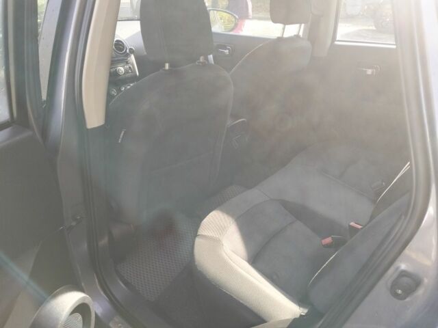 Серый Ниссан Кашкай, объемом двигателя 1.5 л и пробегом 232 тыс. км за 9100 $, фото 7 на Automoto.ua