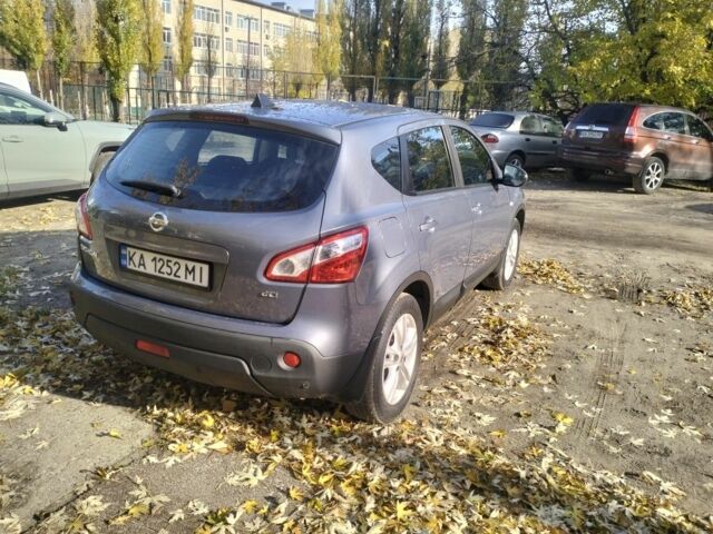 Серый Ниссан Кашкай, объемом двигателя 1.5 л и пробегом 232 тыс. км за 9100 $, фото 5 на Automoto.ua