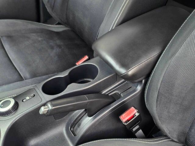 Серый Ниссан Кашкай, объемом двигателя 2 л и пробегом 195 тыс. км за 9999 $, фото 11 на Automoto.ua