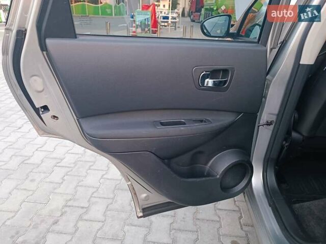Сірий Ніссан Кашкай, об'ємом двигуна 2 л та пробігом 174 тис. км за 10900 $, фото 27 на Automoto.ua