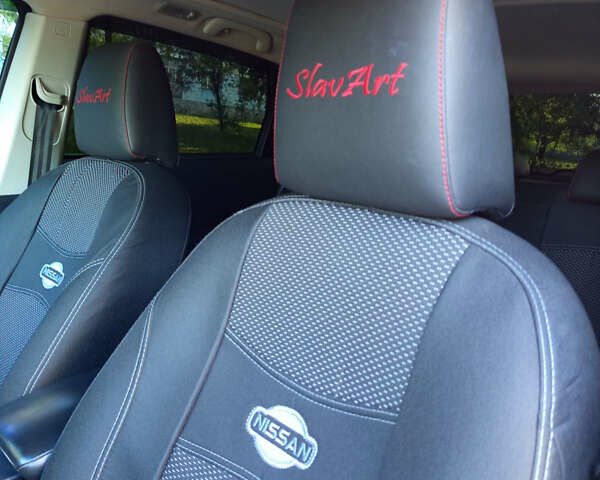 Сірий Ніссан Кашкай, об'ємом двигуна 2 л та пробігом 197 тис. км за 9800 $, фото 10 на Automoto.ua