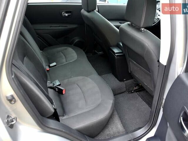 Серый Ниссан Кашкай, объемом двигателя 2 л и пробегом 154 тыс. км за 9600 $, фото 16 на Automoto.ua