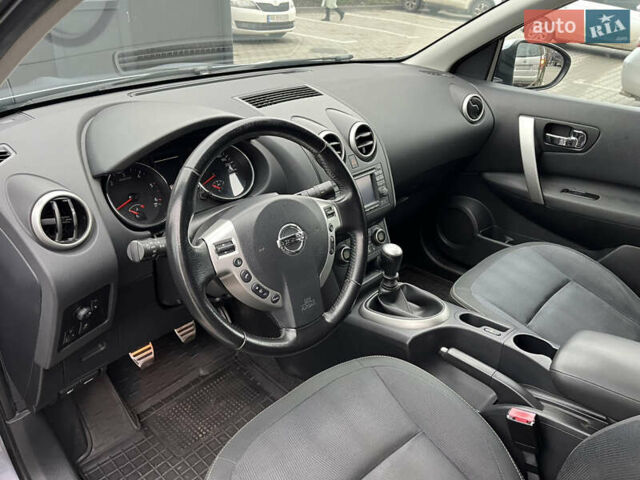 Серый Ниссан Кашкай, объемом двигателя 2 л и пробегом 186 тыс. км за 10999 $, фото 14 на Automoto.ua