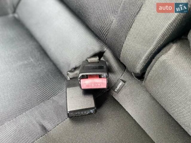 Серый Ниссан Кашкай, объемом двигателя 1.6 л и пробегом 199 тыс. км за 11500 $, фото 66 на Automoto.ua