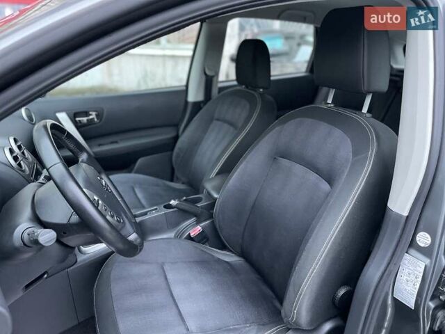 Сірий Ніссан Кашкай, об'ємом двигуна 1.5 л та пробігом 218 тис. км за 12000 $, фото 25 на Automoto.ua