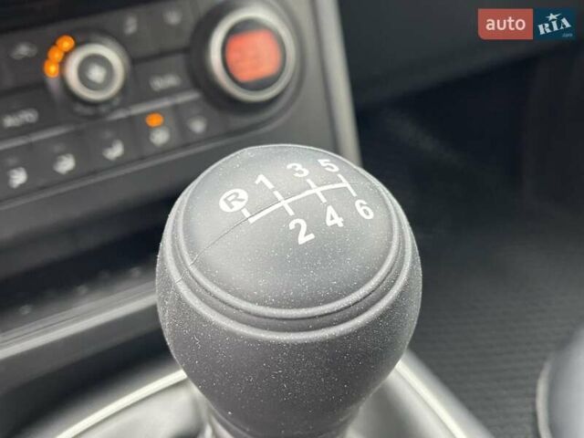 Сірий Ніссан Кашкай, об'ємом двигуна 1.46 л та пробігом 214 тис. км за 9900 $, фото 20 на Automoto.ua