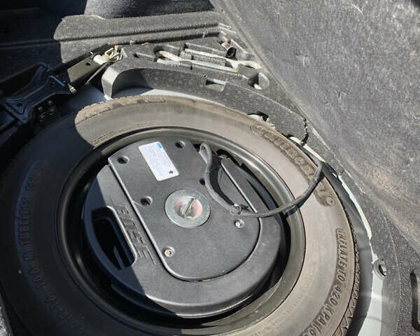 Сірий Ніссан Кашкай, об'ємом двигуна 1.5 л та пробігом 226 тис. км за 10200 $, фото 21 на Automoto.ua