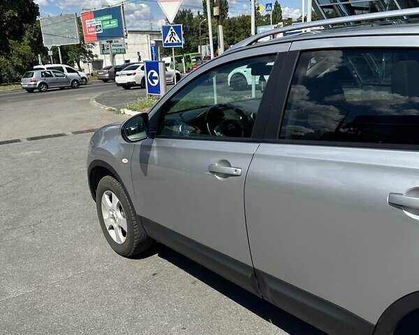 Серый Ниссан Кашкай, объемом двигателя 1.5 л и пробегом 222 тыс. км за 9800 $, фото 3 на Automoto.ua
