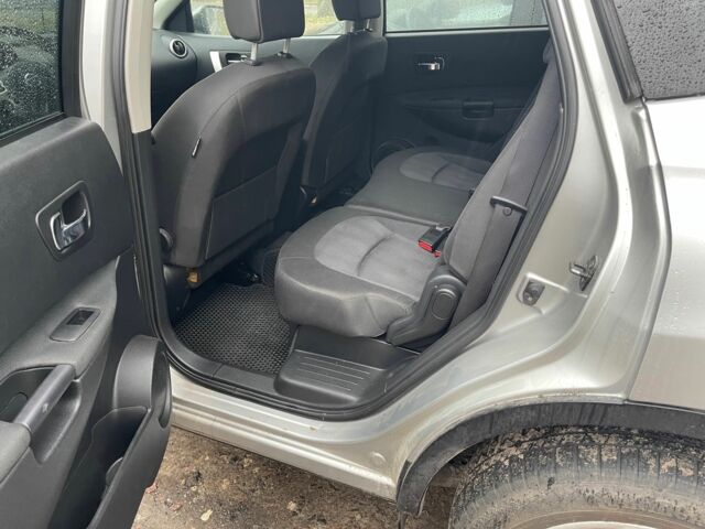 Серый Ниссан Кашкай, объемом двигателя 1.5 л и пробегом 247 тыс. км за 9700 $, фото 13 на Automoto.ua