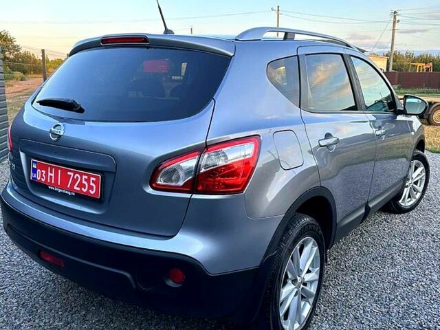 Серый Ниссан Кашкай, объемом двигателя 1.6 л и пробегом 157 тыс. км за 11250 $, фото 9 на Automoto.ua