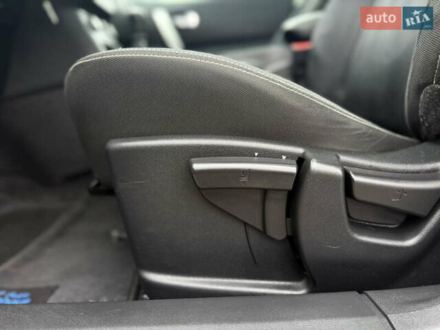 Сірий Ніссан Кашкай, об'ємом двигуна 1.5 л та пробігом 192 тис. км за 9200 $, фото 53 на Automoto.ua