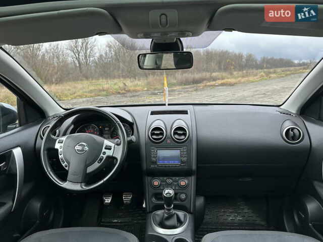 Серый Ниссан Кашкай, объемом двигателя 1.5 л и пробегом 260 тыс. км за 8950 $, фото 26 на Automoto.ua