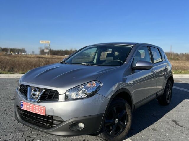 Серый Ниссан Кашкай, объемом двигателя 0 л и пробегом 196 тыс. км за 8700 $, фото 1 на Automoto.ua