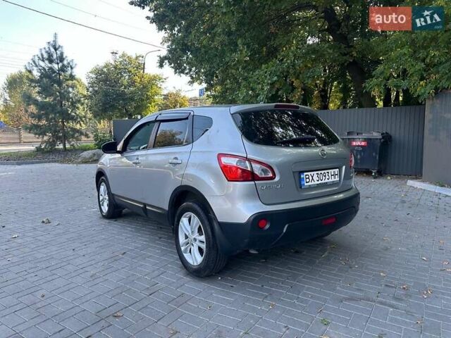 Сірий Ніссан Кашкай, об'ємом двигуна 2 л та пробігом 199 тис. км за 10500 $, фото 5 на Automoto.ua