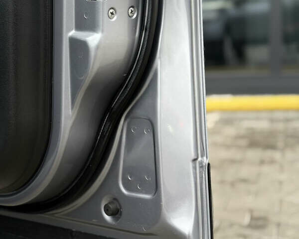 Сірий Ніссан Кашкай, об'ємом двигуна 1.5 л та пробігом 192 тис. км за 9200 $, фото 103 на Automoto.ua