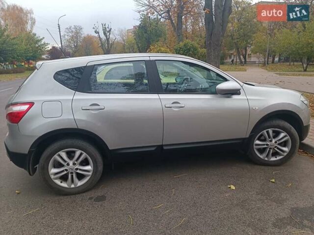 Сірий Ніссан Кашкай, об'ємом двигуна 1.46 л та пробігом 169 тис. км за 10900 $, фото 1 на Automoto.ua