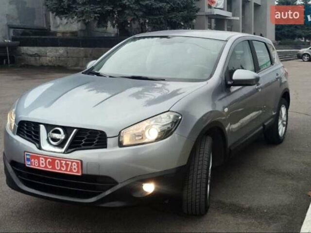 Серый Ниссан Кашкай, объемом двигателя 1.5 л и пробегом 230 тыс. км за 9700 $, фото 17 на Automoto.ua