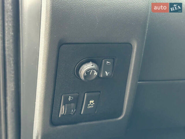 Сірий Ніссан Кашкай, об'ємом двигуна 1.5 л та пробігом 215 тис. км за 11599 $, фото 22 на Automoto.ua