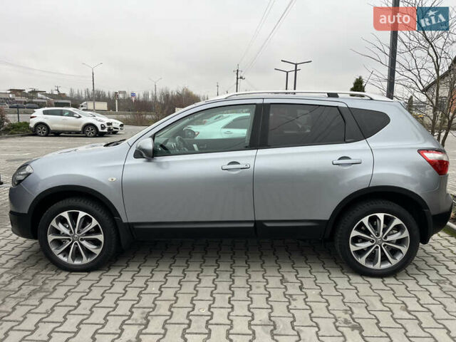 Серый Ниссан Кашкай, объемом двигателя 2 л и пробегом 186 тыс. км за 10950 $, фото 1 на Automoto.ua