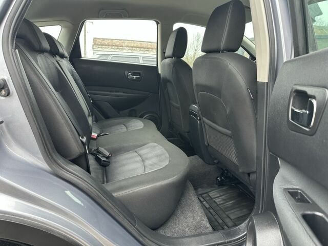 Серый Ниссан Кашкай, объемом двигателя 1.6 л и пробегом 239 тыс. км за 10300 $, фото 10 на Automoto.ua