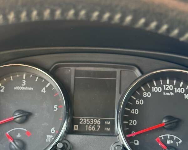 Серый Ниссан Кашкай, объемом двигателя 1.46 л и пробегом 235 тыс. км за 9000 $, фото 13 на Automoto.ua