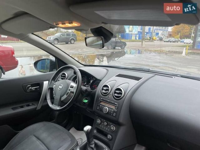 Серый Ниссан Кашкай, объемом двигателя 1.6 л и пробегом 199 тыс. км за 11500 $, фото 82 на Automoto.ua