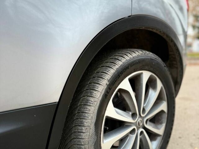 Сірий Ніссан Кашкай, об'ємом двигуна 1.6 л та пробігом 162 тис. км за 10300 $, фото 16 на Automoto.ua