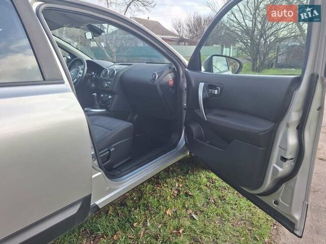 Серый Ниссан Кашкай, объемом двигателя 1.5 л и пробегом 218 тыс. км за 10250 $, фото 13 на Automoto.ua