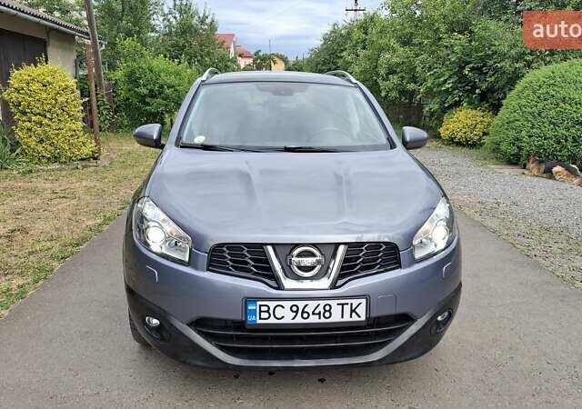 Серый Ниссан Кашкай, объемом двигателя 2 л и пробегом 223 тыс. км за 11900 $, фото 2 на Automoto.ua