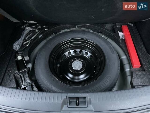 Сірий Ніссан Кашкай, об'ємом двигуна 1.5 л та пробігом 218 тис. км за 12000 $, фото 31 на Automoto.ua