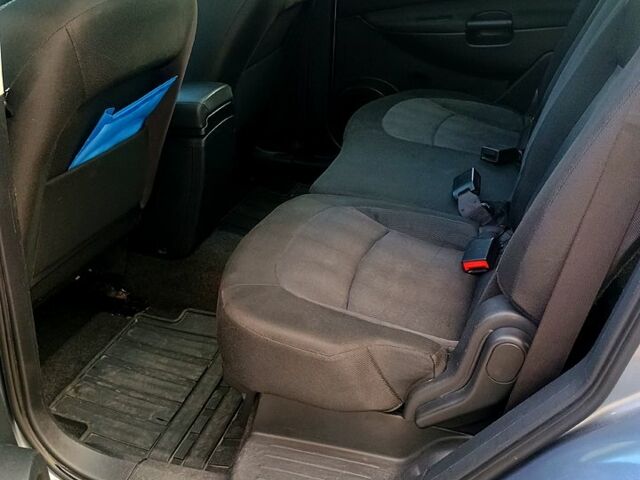 Сірий Ніссан Кашкай, об'ємом двигуна 1.5 л та пробігом 252 тис. км за 10000 $, фото 7 на Automoto.ua