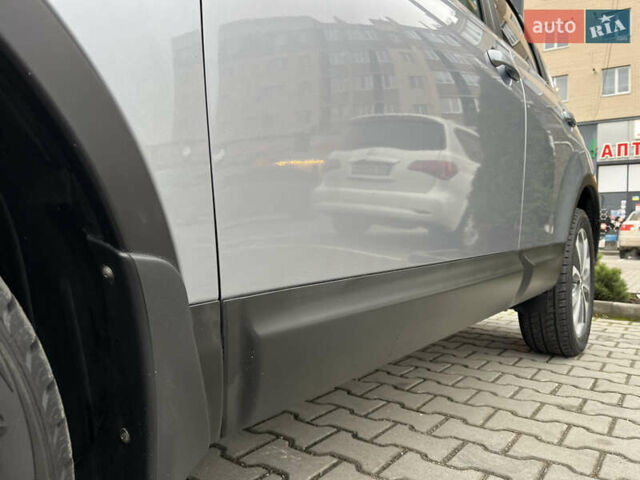 Серый Ниссан Кашкай, объемом двигателя 2 л и пробегом 186 тыс. км за 10999 $, фото 12 на Automoto.ua