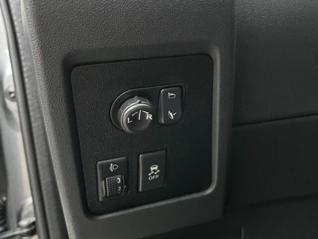 Серый Ниссан Кашкай, объемом двигателя 1.5 л и пробегом 165 тыс. км за 10200 $, фото 19 на Automoto.ua