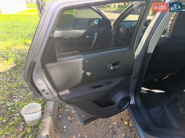 Серый Ниссан Кашкай, объемом двигателя 1.5 л и пробегом 256 тыс. км за 9300 $, фото 12 на Automoto.ua