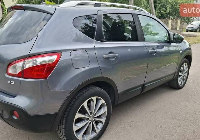 Серый Ниссан Кашкай, объемом двигателя 2 л и пробегом 223 тыс. км за 11900 $, фото 13 на Automoto.ua